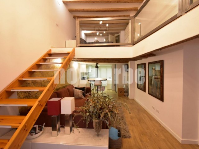 Local-estudio en venta en Raval ¡¡ SIN CEDULA DE HABITABILIDAD !!